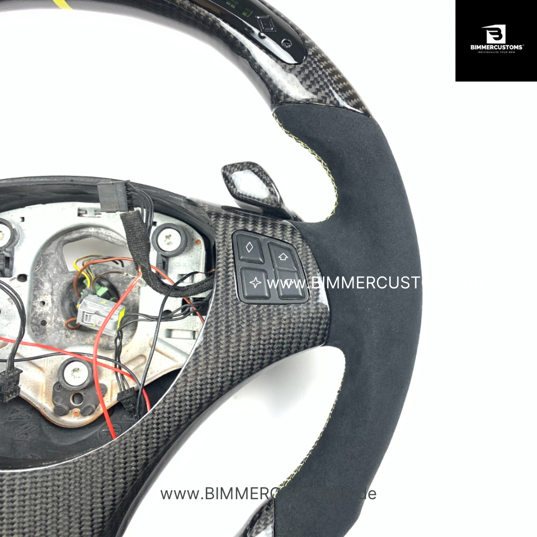 LEDER CARBON LENKRAD MIT RACE DISPLAY CARBON PASSEND FÜR BMW E90 E91 E92 E93