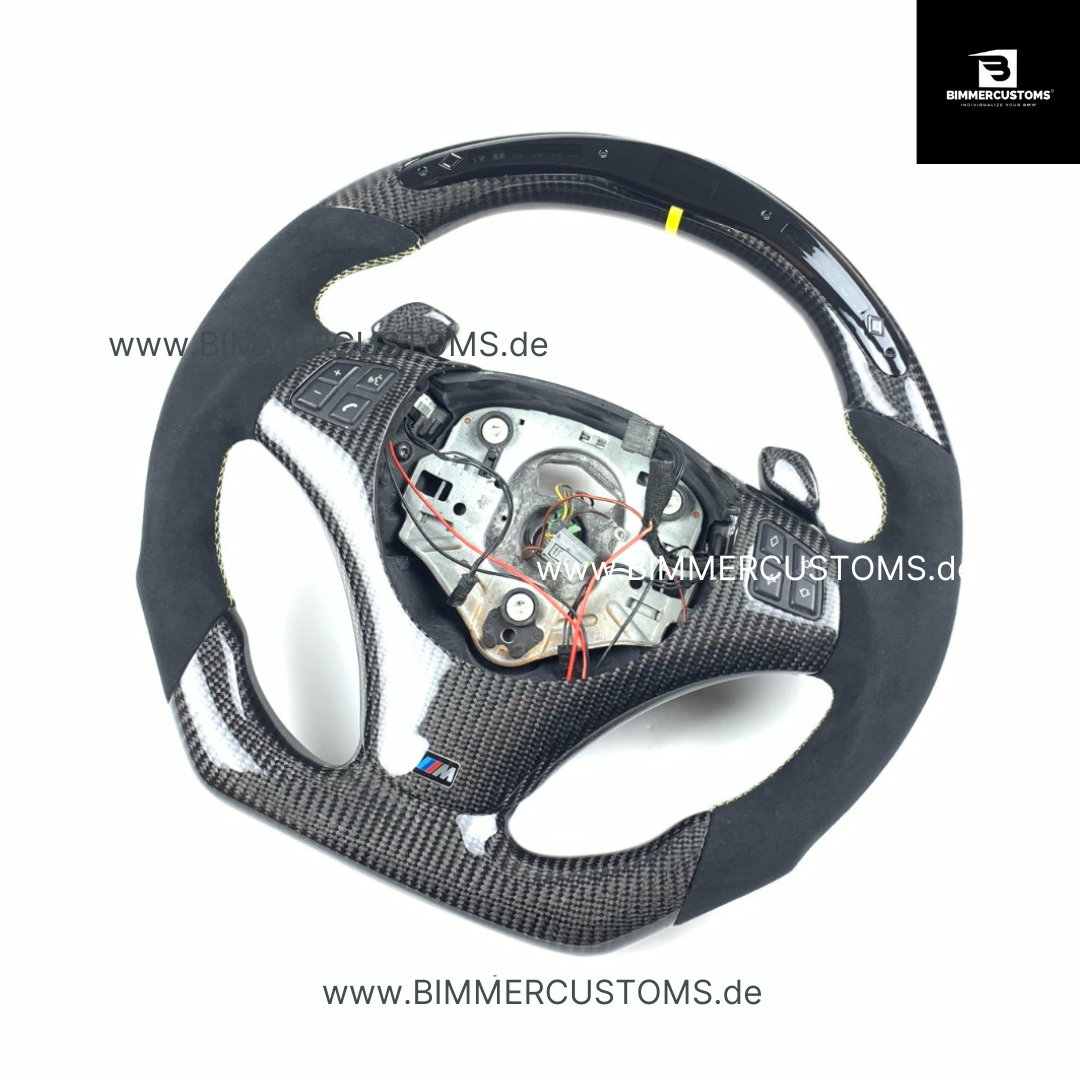 LEDER CARBON LENKRAD MIT RACE DISPLAY CARBON PASSEND FÜR BMW E90 E91 E92 E93